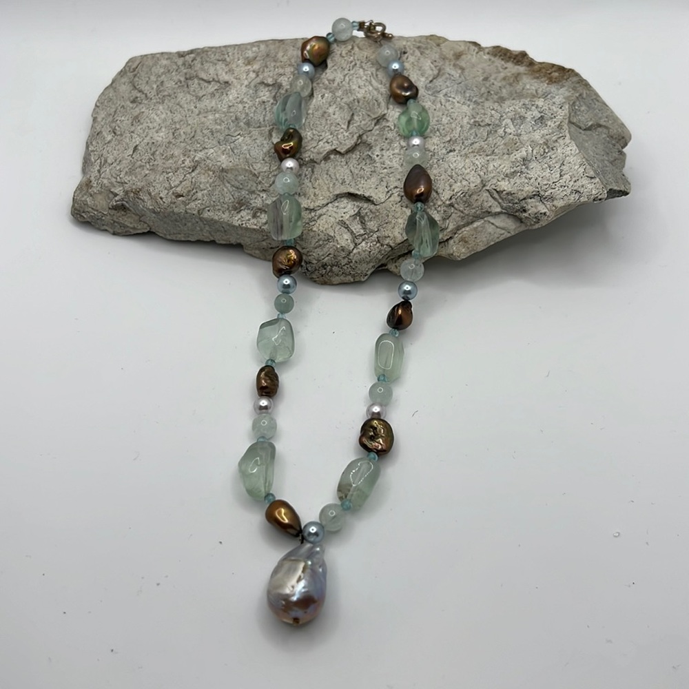 Voons cocoa bean necklace